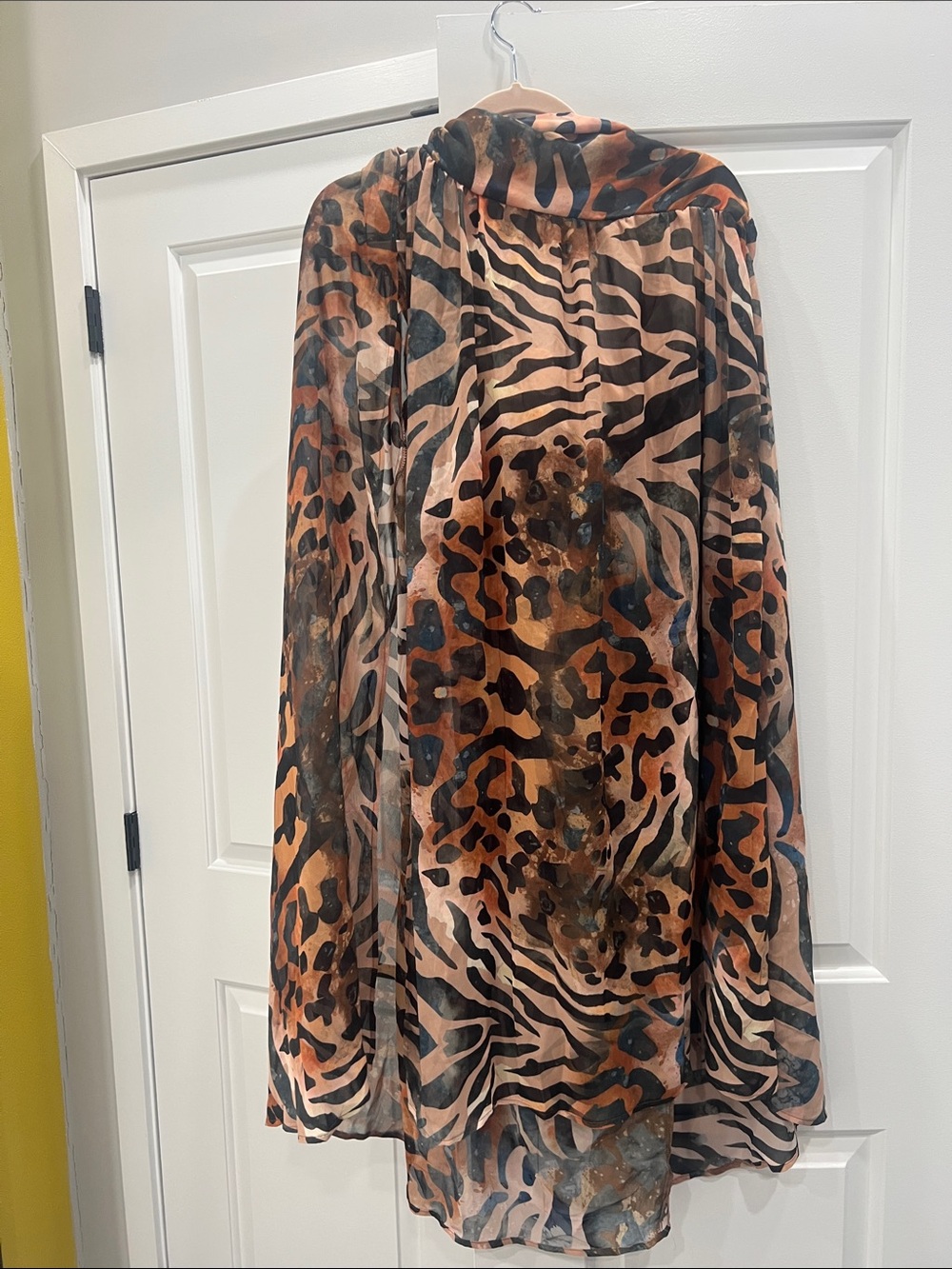 Animal Print black and Brown top and skirt - Picture 2 of 4